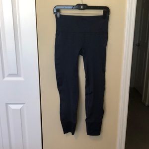 Lululemon navy tight leggings sz 6 84248